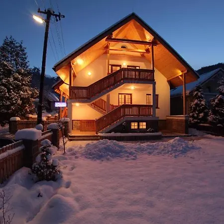 Rekreacny Dom * Vyhne